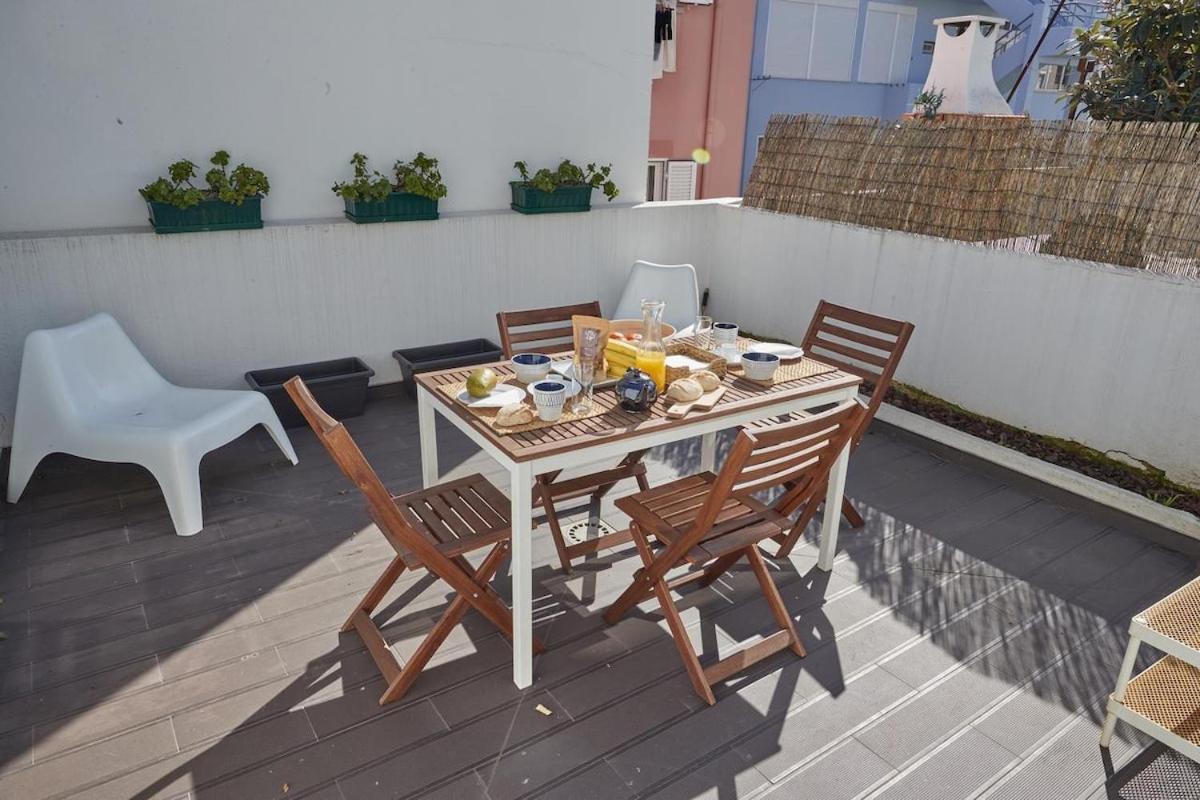 Modern 2 Bedroom Apartment In Estrela With Outside Terrace! Amazing For Families, Couples, Friends Lisboa Eksteriør billede